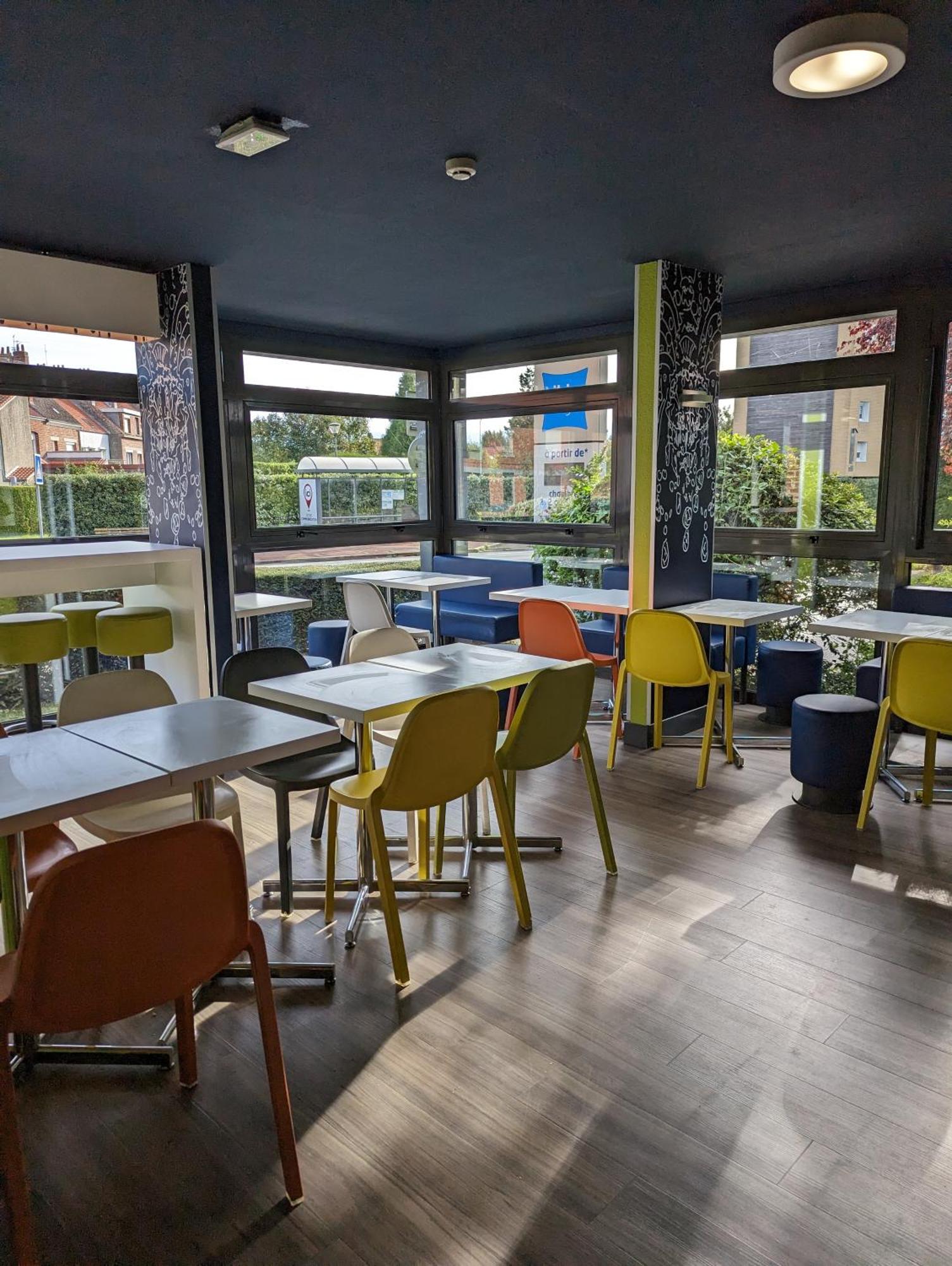 Ibis Budget Saint-Omer Centre Экстерьер фото