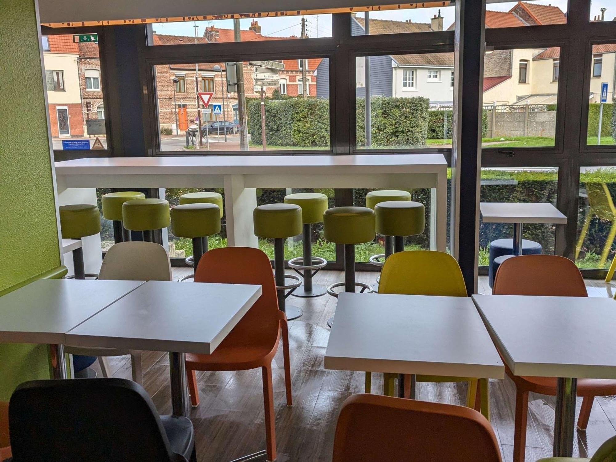 Ibis Budget Saint-Omer Centre Экстерьер фото