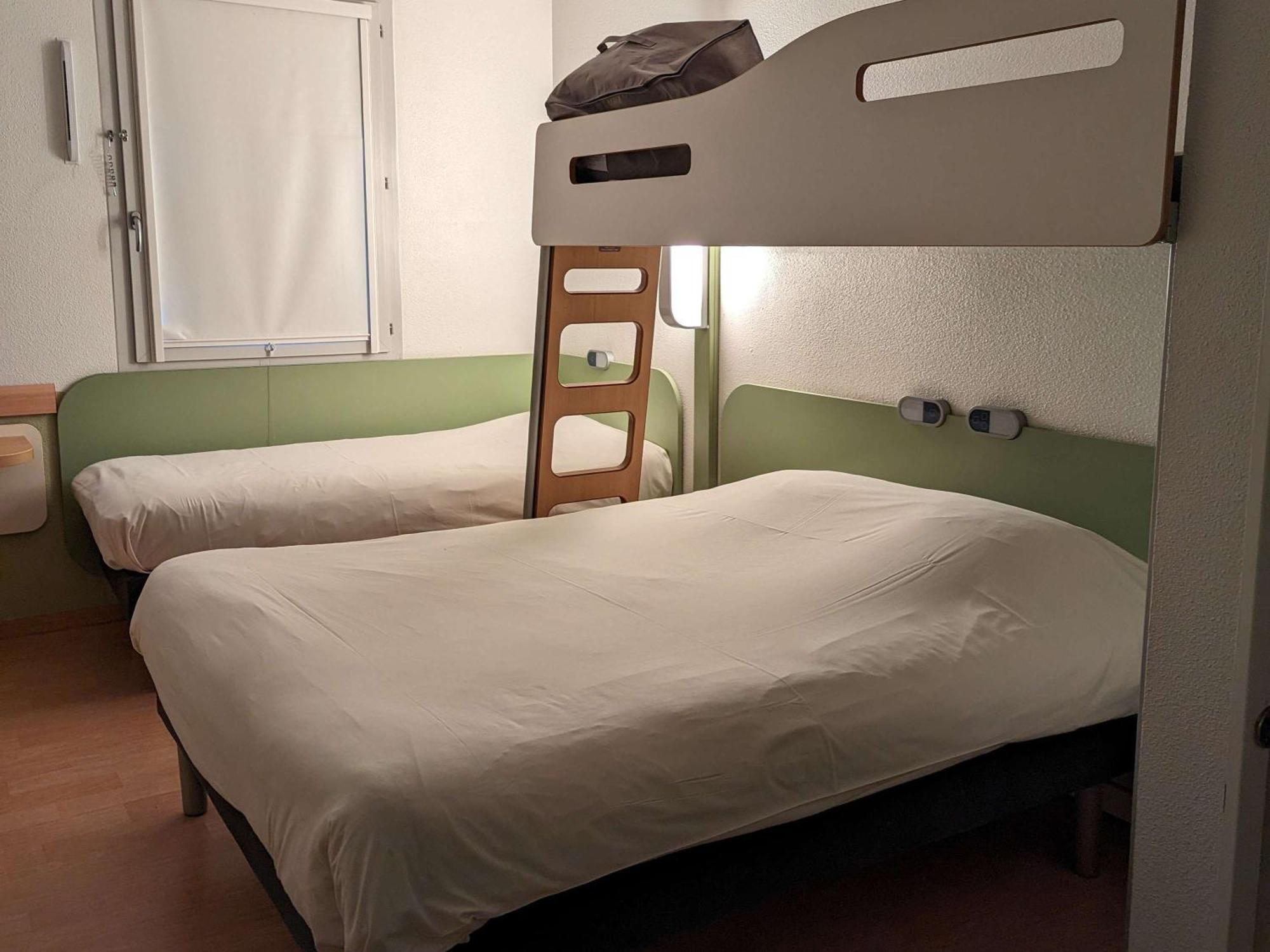 Ibis Budget Saint-Omer Centre Экстерьер фото