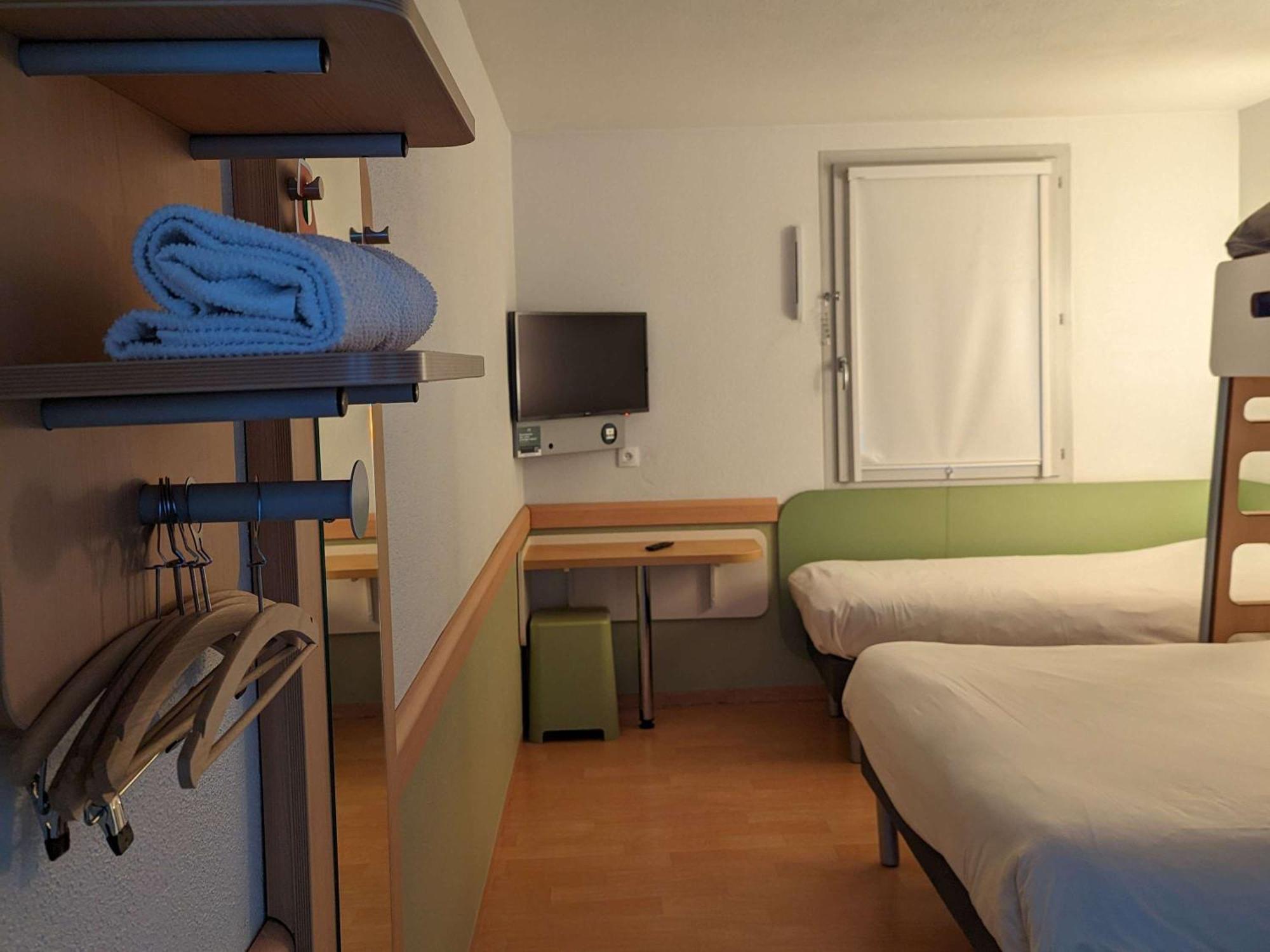 Ibis Budget Saint-Omer Centre Экстерьер фото
